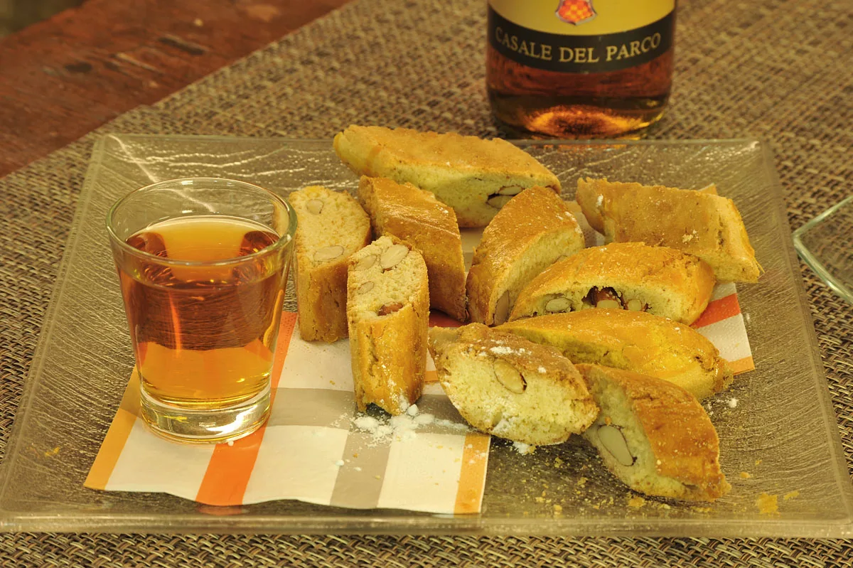 Almond cantucci with a glass of sweet wine.